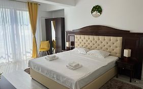 Cozy Urban Accommodation - Palas Mall Iasi